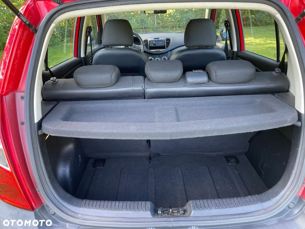 Hyundai i10 1.1 Comfort - 10