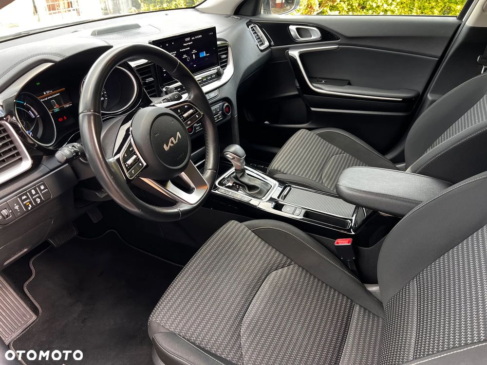 Kia Ceed 1.6 GDI DCT OPF Spirit - 16