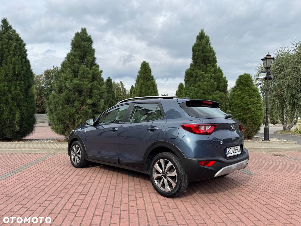 Kia Stonic - 6