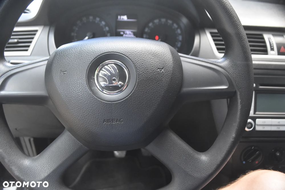 Skoda RAPID 1.6 TDI Active - 23