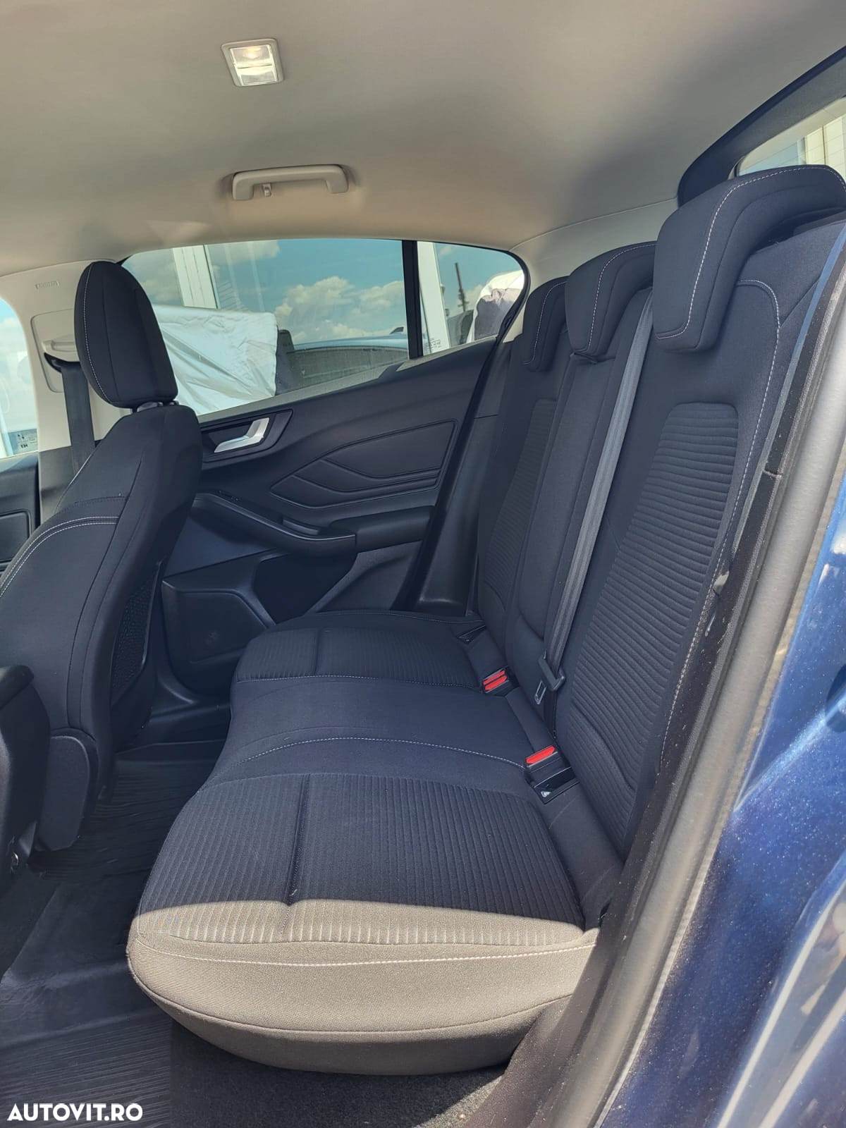Ford Focus 1.0 EcoBoost MHEV Titanium - 14