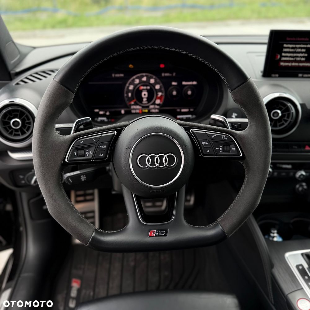 Audi RS3 Sportback - 17