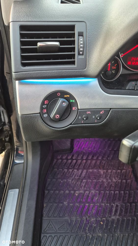 Audi A4 Limousine 2.0T FSI Quattro Tiptr - 16