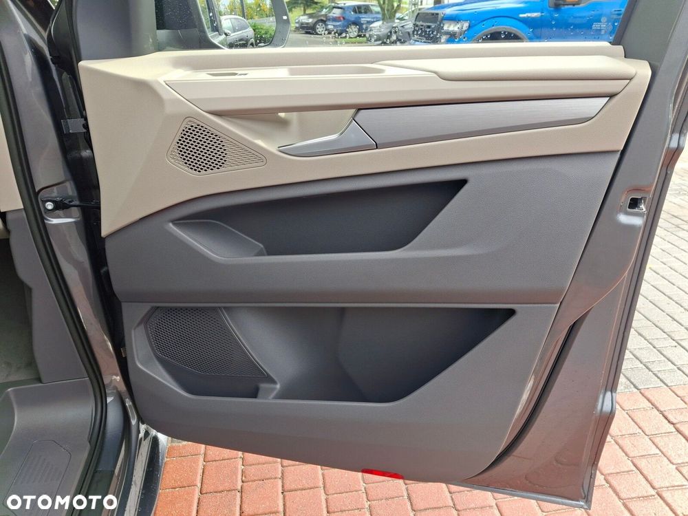Volkswagen Multivan 2.0 TDI L2 Edition DSG - 32
