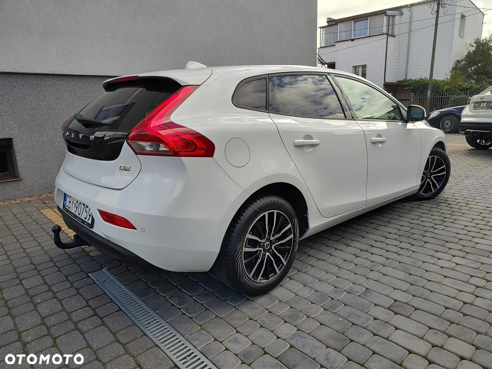 Volvo V40 D2 Momentum - 8