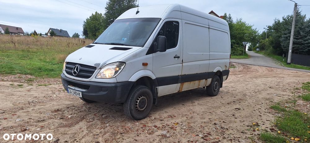 Mercedes-Benz Sprinter - 6
