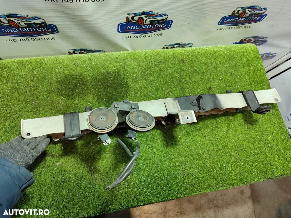 INCUIETOARE CAPOTA TOYOTA AVENSIS 2.0 DIESEL 2015 COD OEM 23208 / 2012-2018 - 4