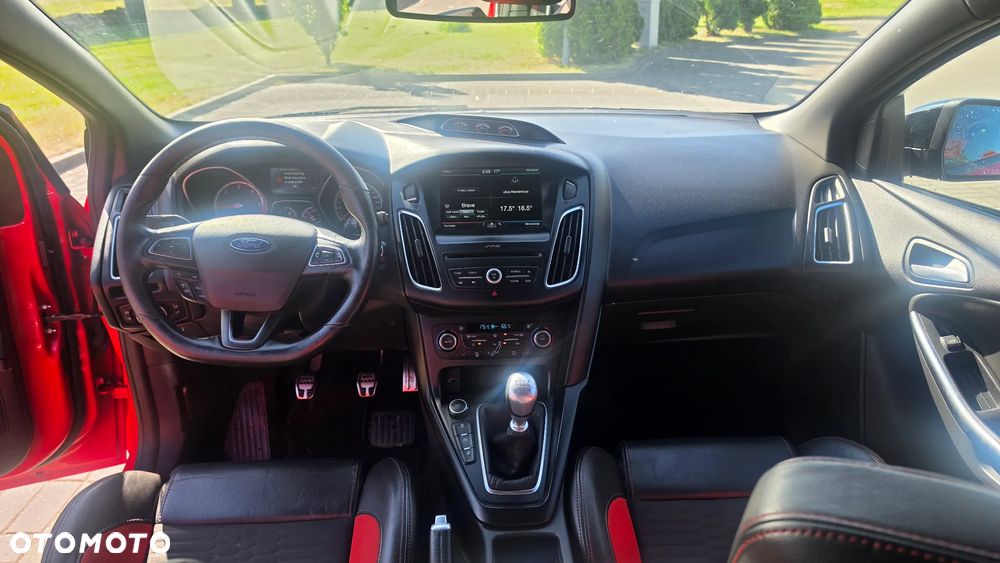 Ford Focus 2.0 TDCi ST-2 - 28