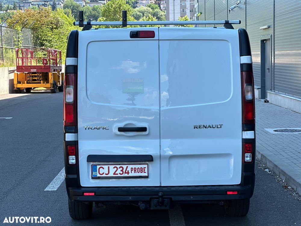 Renault Trafic Mixt - 6