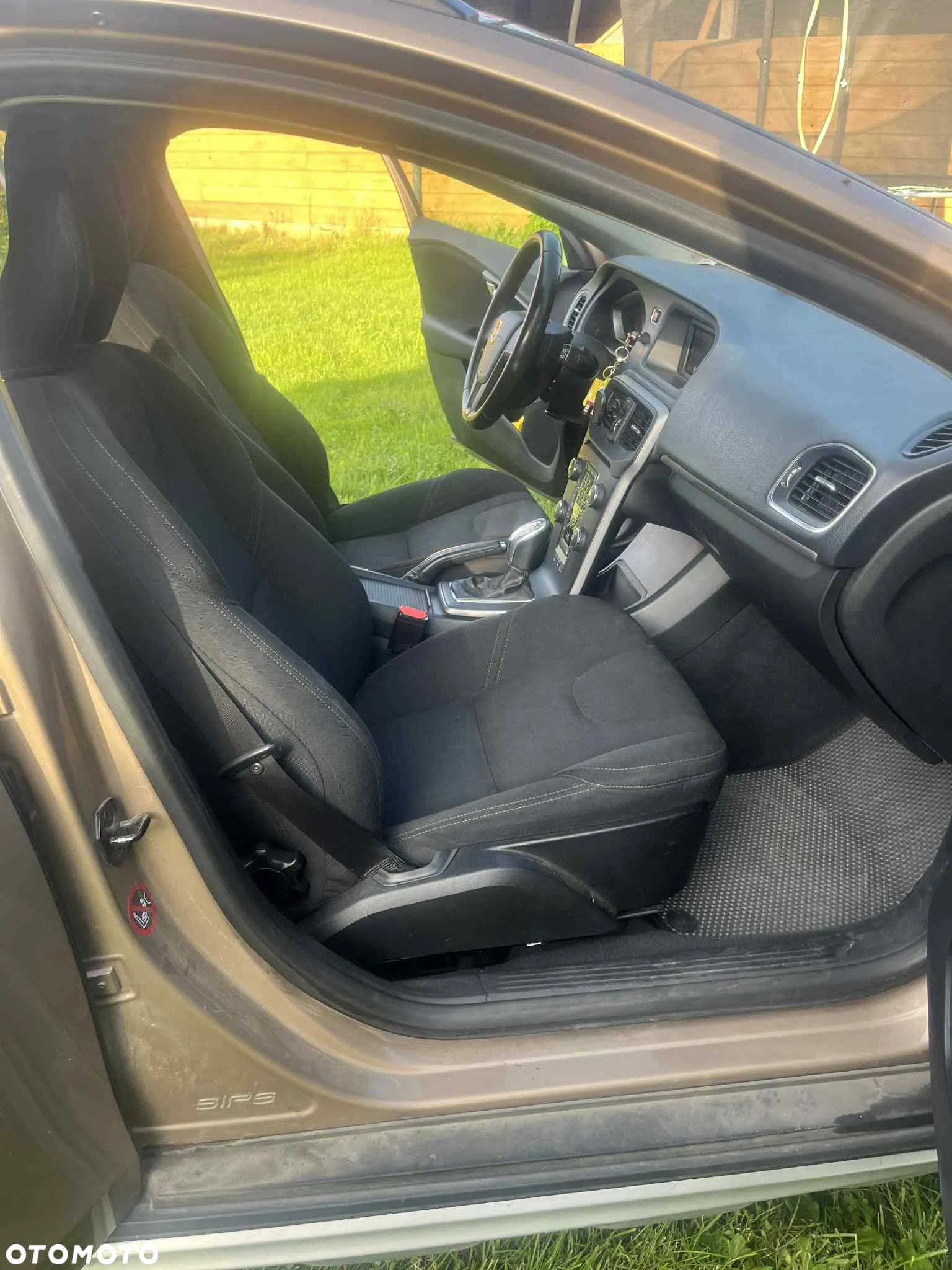 Volvo V40 D3 Base - 7