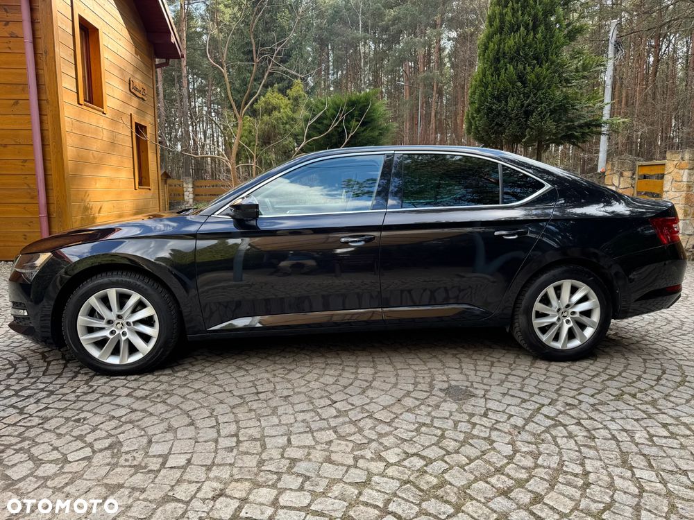 Skoda Superb 2.0 TSI Ambition DSG - 3
