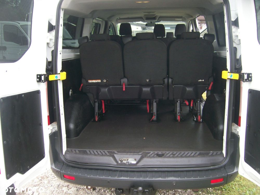 Ford Transit Custom - 11