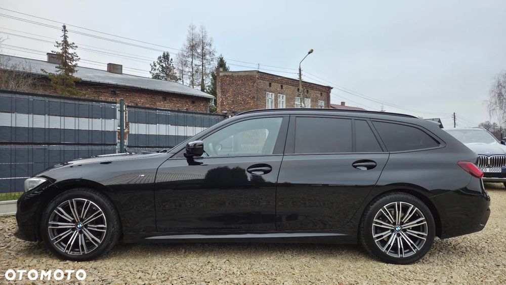 BMW Seria 3 318d M Sport Shadow - 13