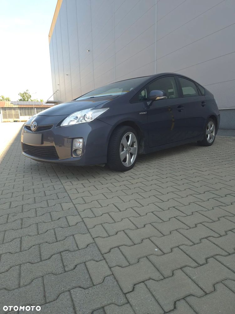 Toyota Prius 1.5 VVT-i Prestige - 1