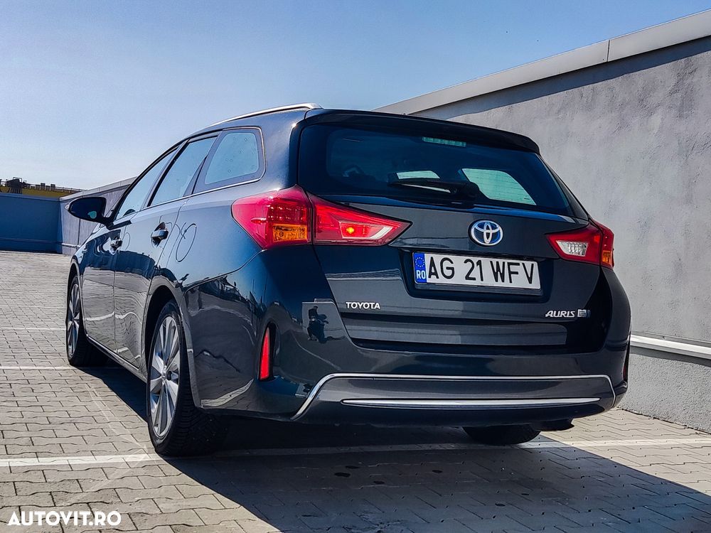Toyota Auris 1.8 L VVT-i Sol+ - 8