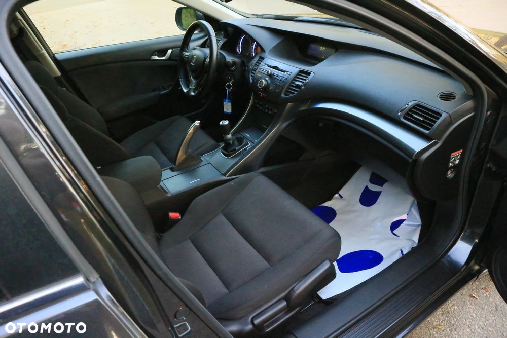 Honda Accord 2.0 Elegance - 19