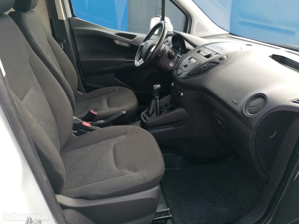 Ford Transit courier - 8