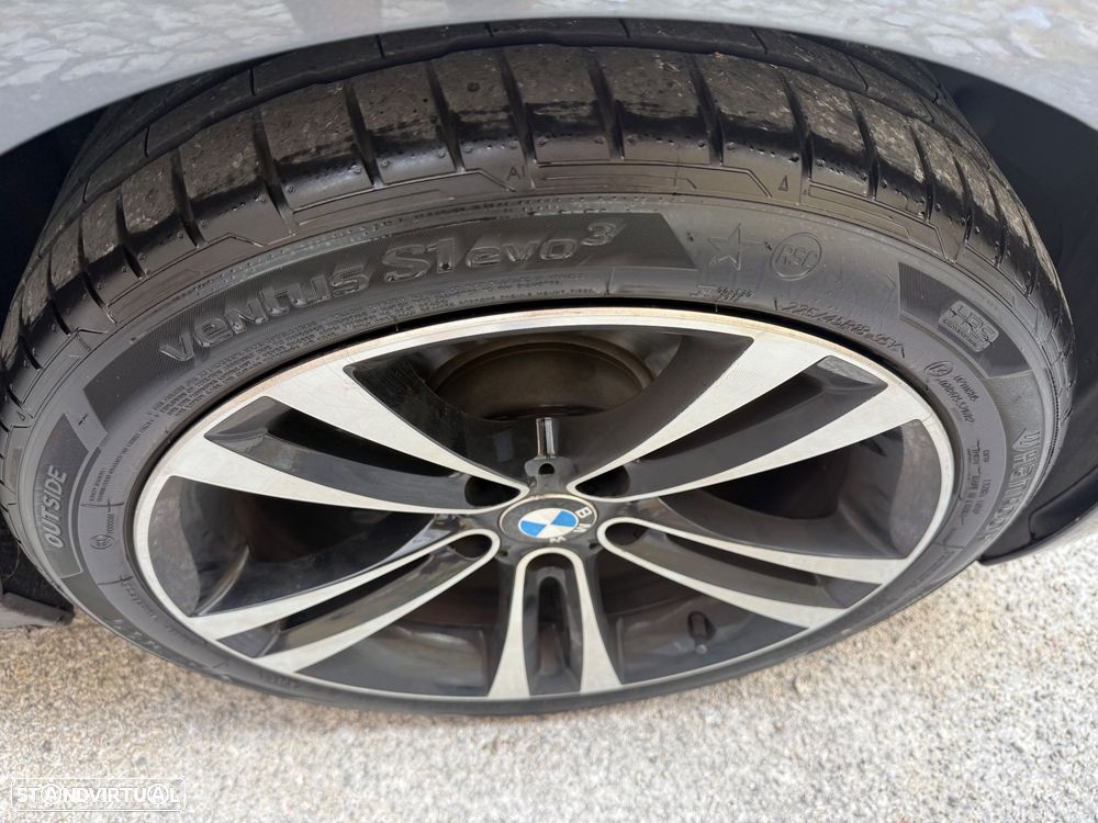 BMW 318 d Line Sport - 16