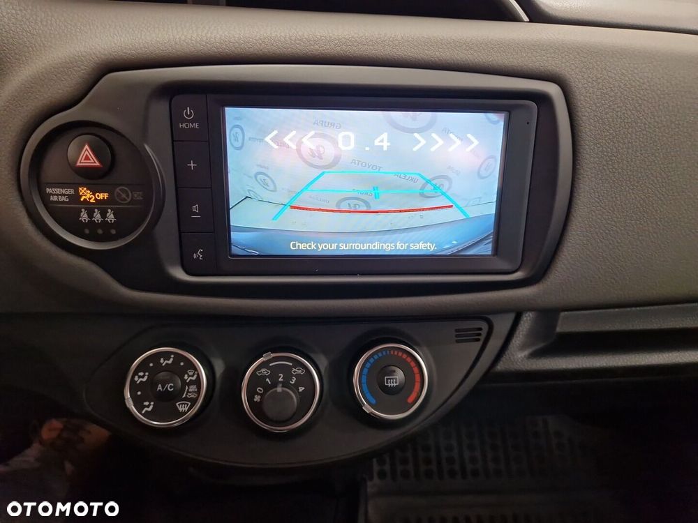 Toyota Yaris - 17