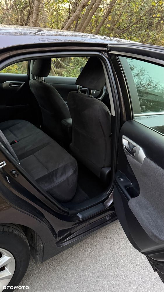 Lexus CT - 10