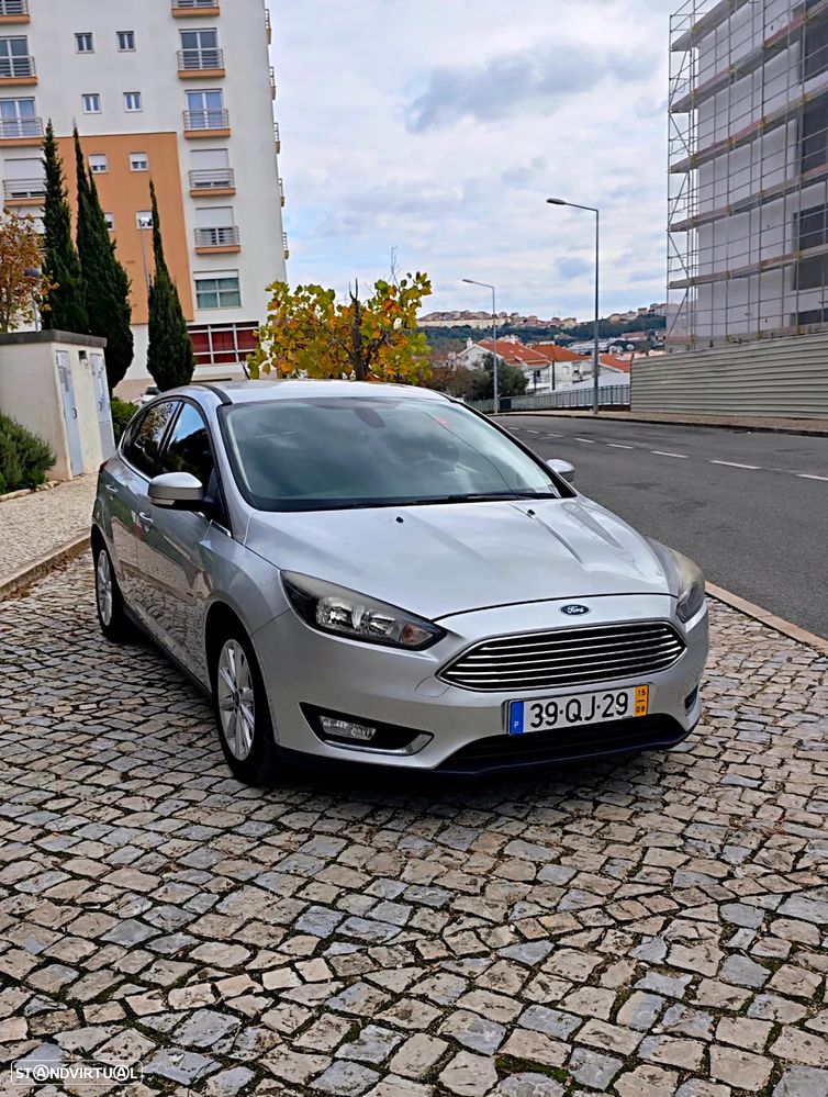 Ford Focus 1.5 TDCi Titanium - 1