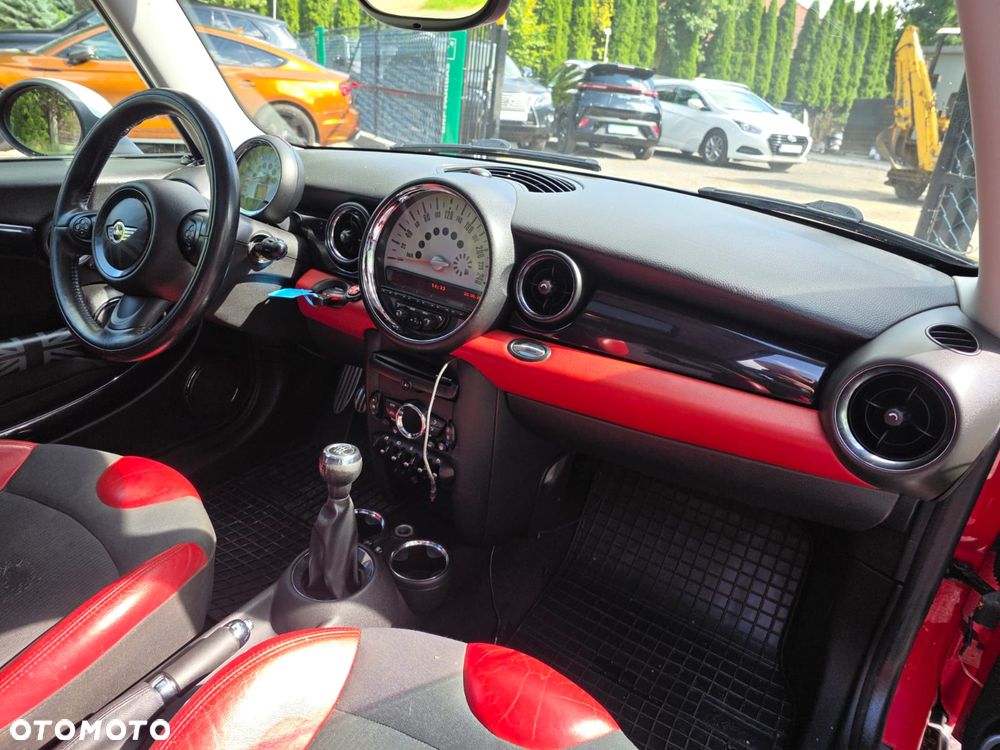 MINI Cooper S Standard - 19