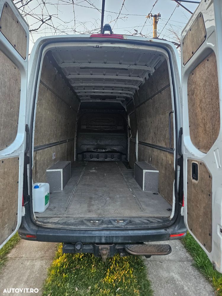 Mercedes-Benz Sprinter - 18