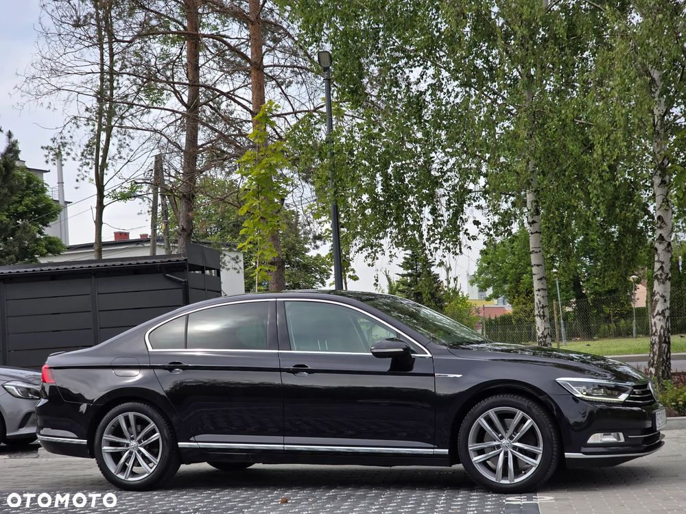 Volkswagen Passat 2.0 TDI Bi-Turbo BMT 4Mot Highline DSG - 19