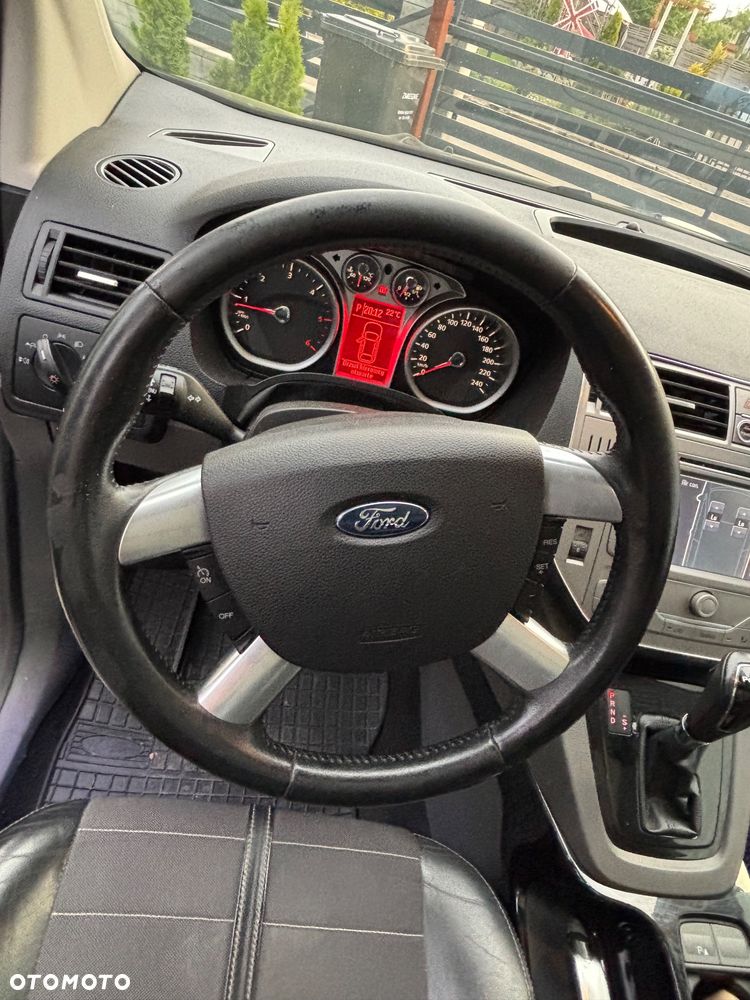 Ford Kuga 2.0 TDCi Titanium MPS6 - 26