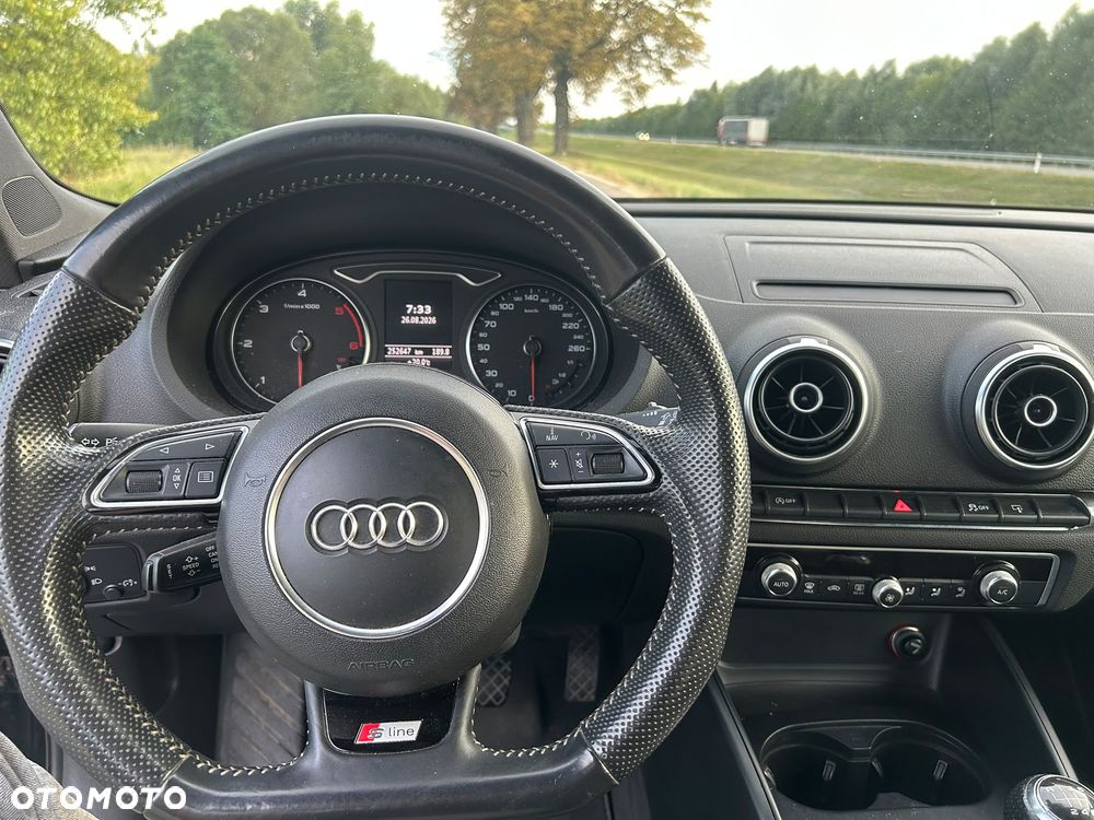 Audi A3 Sportback - 16