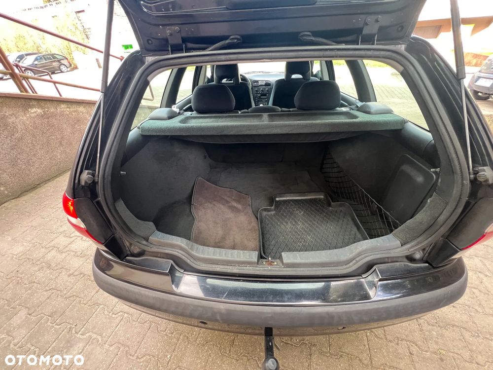 Volvo V40 - 14
