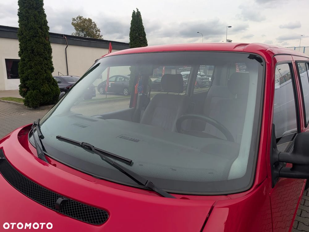 Volkswagen Multivan - 4
