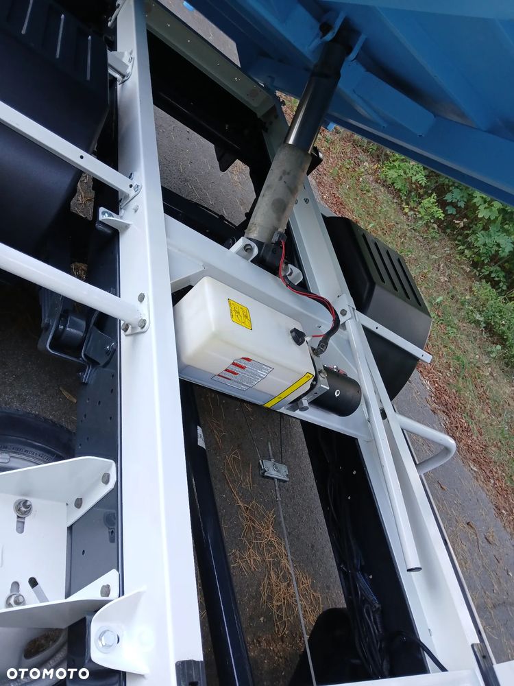 Iveco Daily 35C13 - 12
