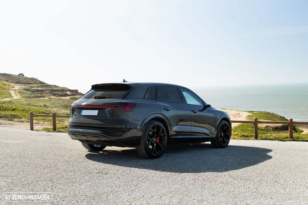 Audi Q8 e-Tron 55 quattro advanced - 3