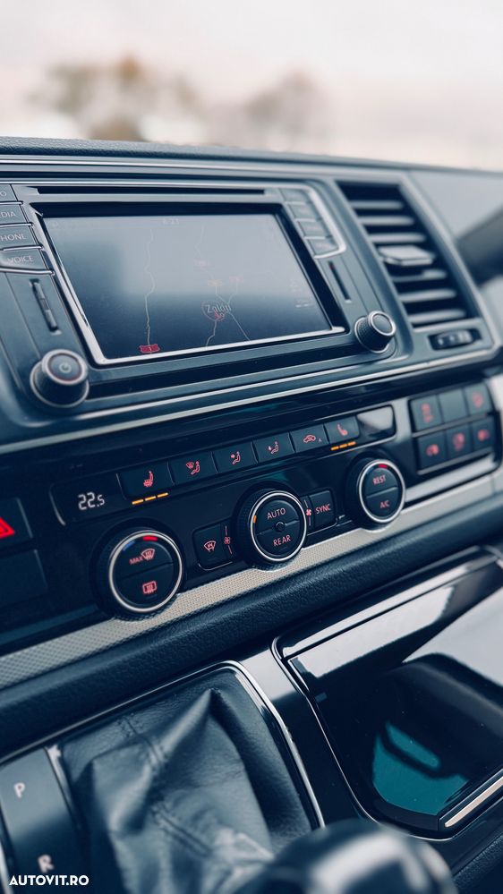 Volkswagen Multivan - 34