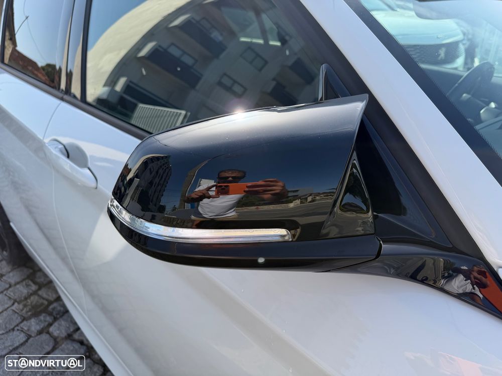 BMW 118 d Pack M - 44