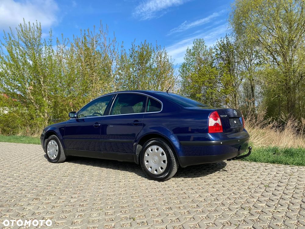 Volkswagen Passat - 7