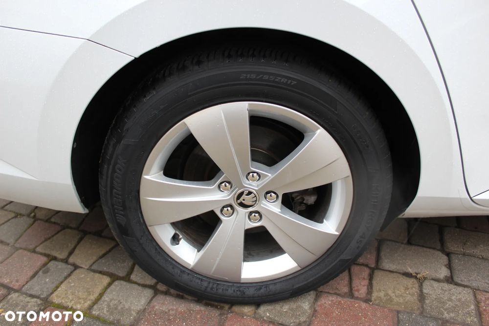 Skoda Superb - 22