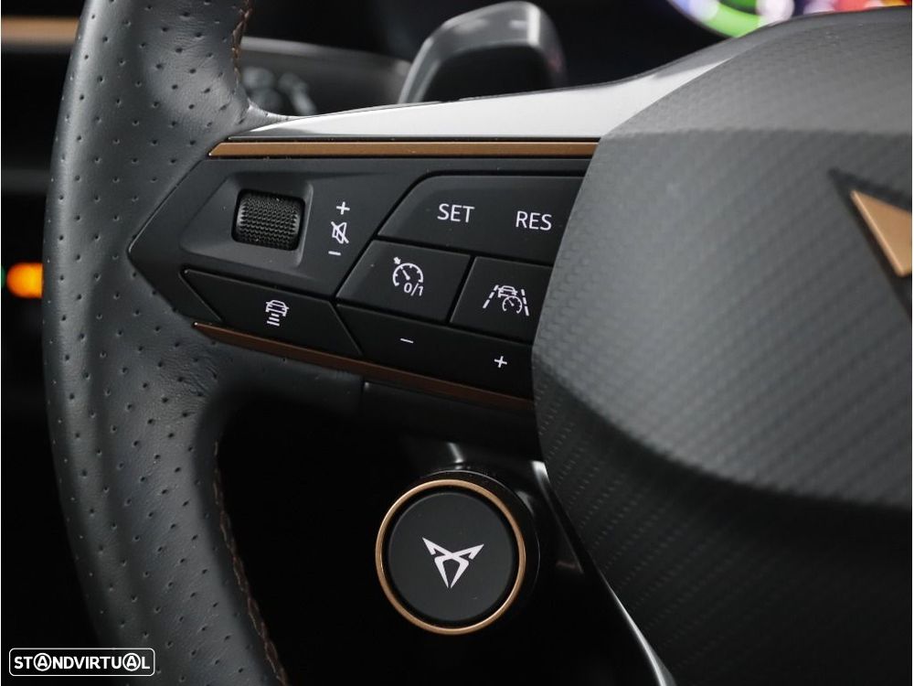 Cupra Formentor 1.4 e-Hybrid DSG VZ - 15