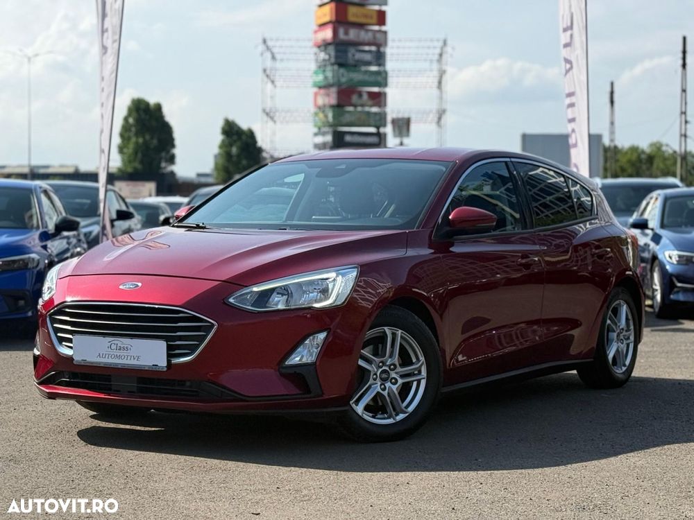 Ford Focus 1.0 EcoBoost Titanium - 11