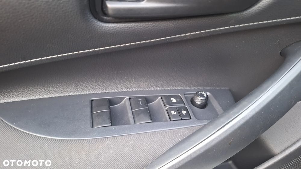 Toyota Corolla 1.8 Hybrid Active - 10