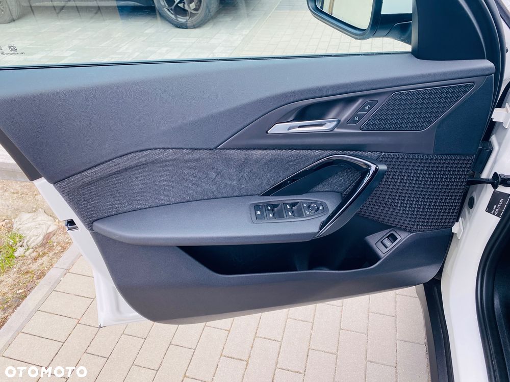 BMW iX1 xDrive30 66.5kWh xLine - 29