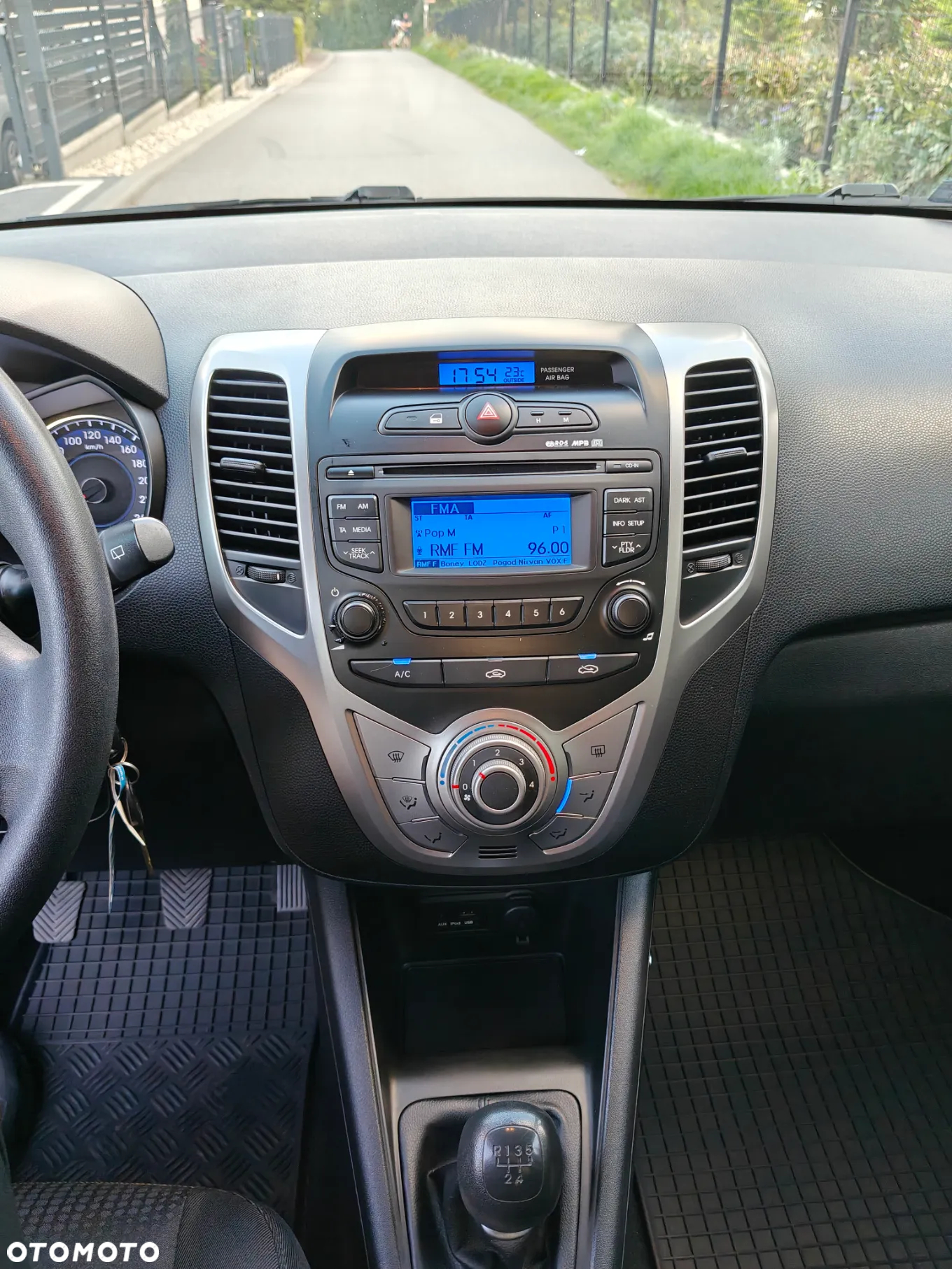 Hyundai ix20 1.4 Comfort blue - 13