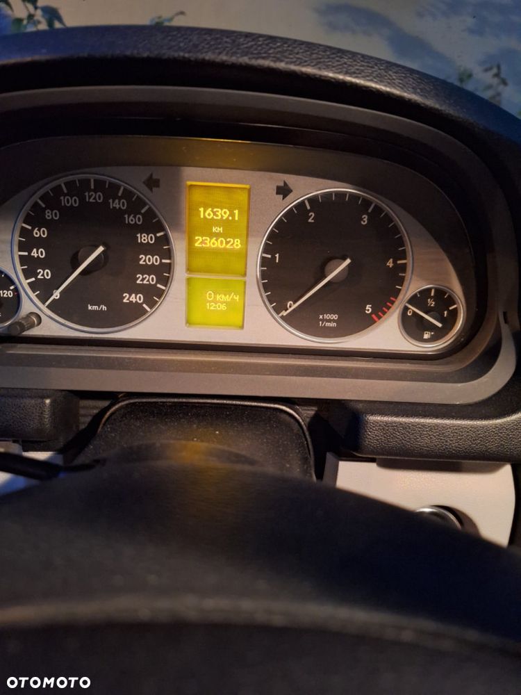 Mercedes-Benz Klasa B - 20