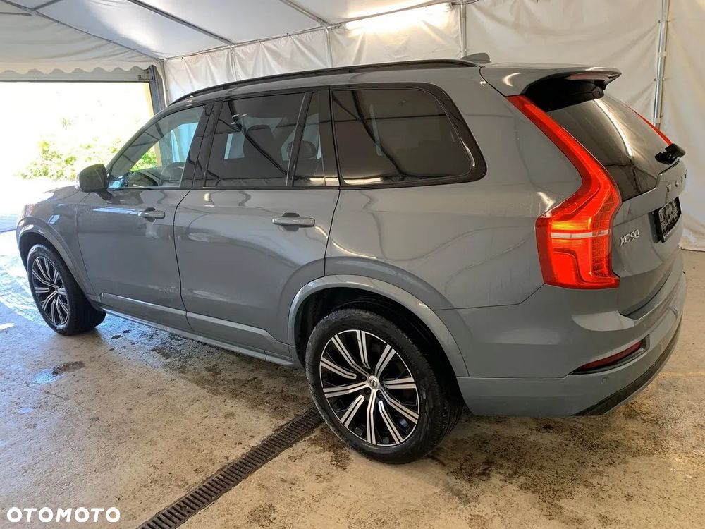Volvo XC 90 B5 D AWD Plus Dark - 3