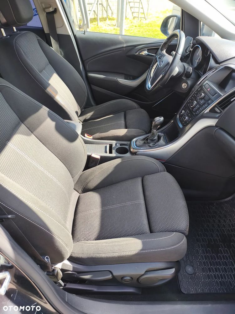 Opel Astra 2.0 CDTI Exklusiv - 16