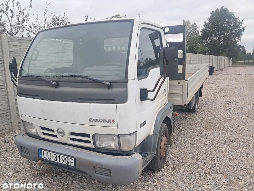 Nissan CABSTAR - 1