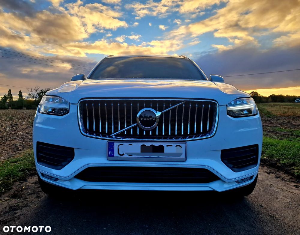 Volvo XC 90 - 4