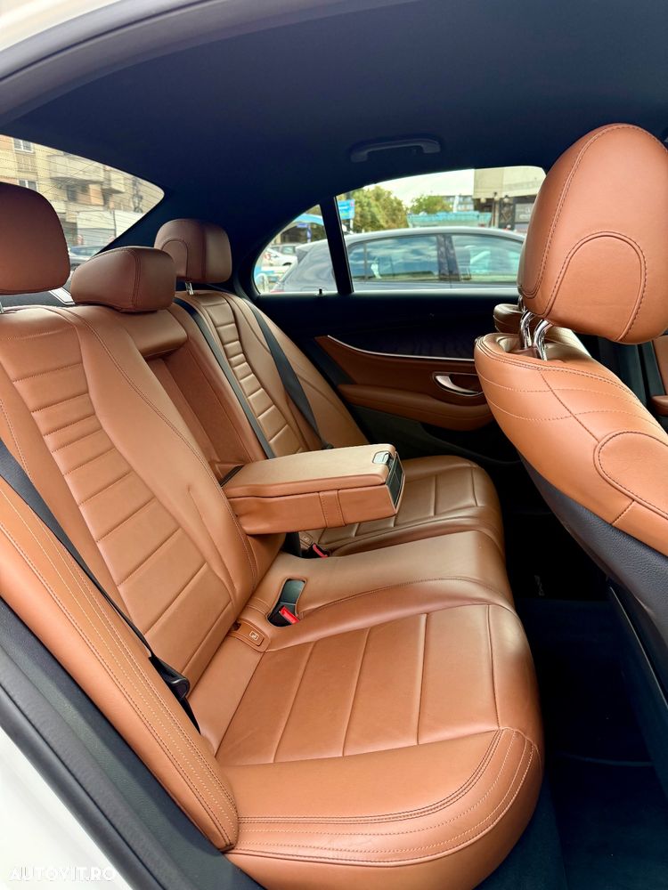 Mercedes-Benz E - 17