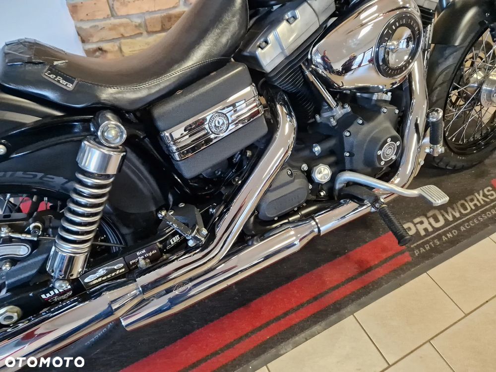 Harley-Davidson Dyna Street Bob - 25